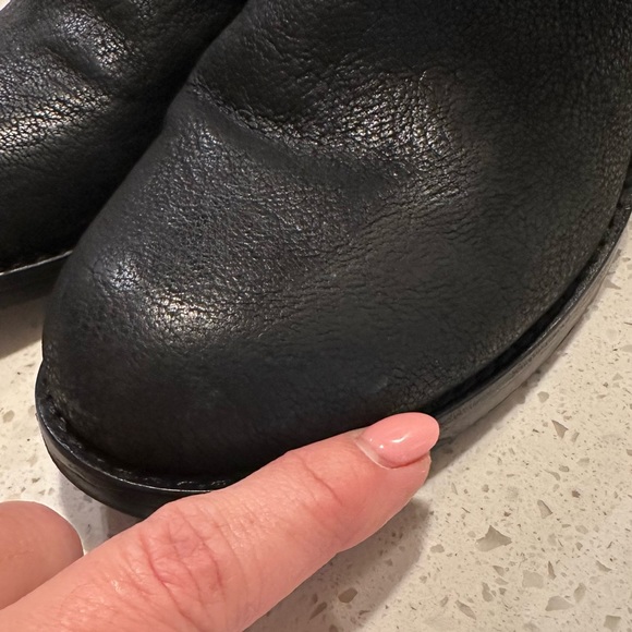 SALE! VINCE CAMUTO WINCHELL – MOTO BOOT No Offers - Picture 6 of 11